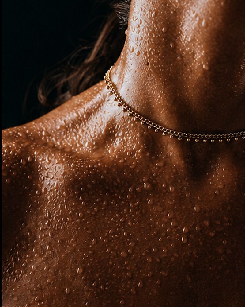 Recovery at HOM: infrared sauna and red light therapy